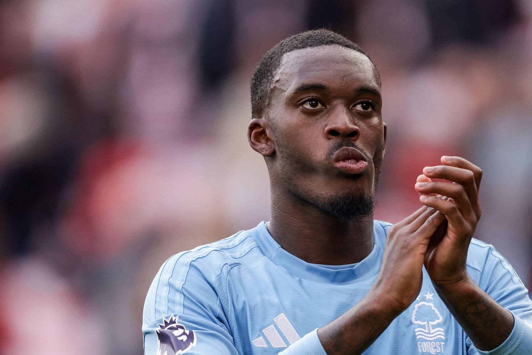 训练过程不, 间的合作关 训练过程不, 间的合作关