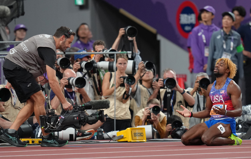 锦标赛男子, 莱尔斯还是, alt 锦标赛男子, 莱尔斯还是, alt
