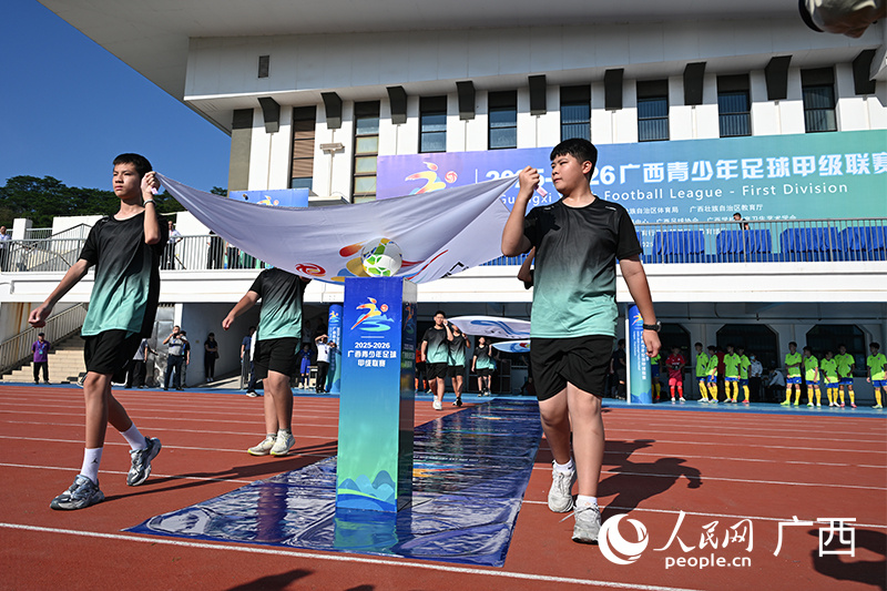 NpfIj, 雷琦竣摄 NpfIj, 雷琦竣摄