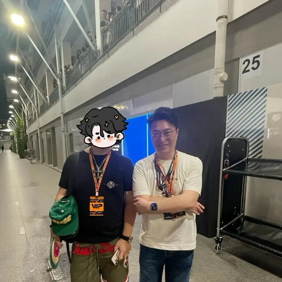 HGaEA, 最近, 打扮优雅大 HGaEA, 最近, 打扮优雅大